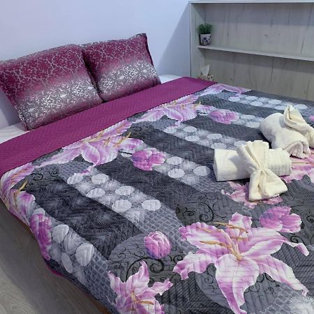 Comfy Studio Apartment By The Flower Market Warna Exterior foto